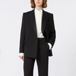 Max Mara Wool Tuxedo Blazer 
NWT 
Authentic